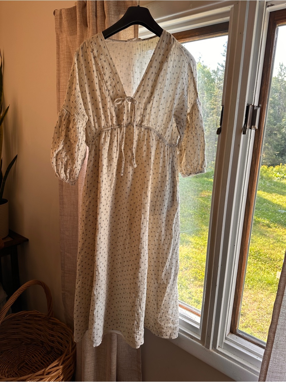 Worth collective hunter Cream Floral Cotton Midi Dress with V-Neck